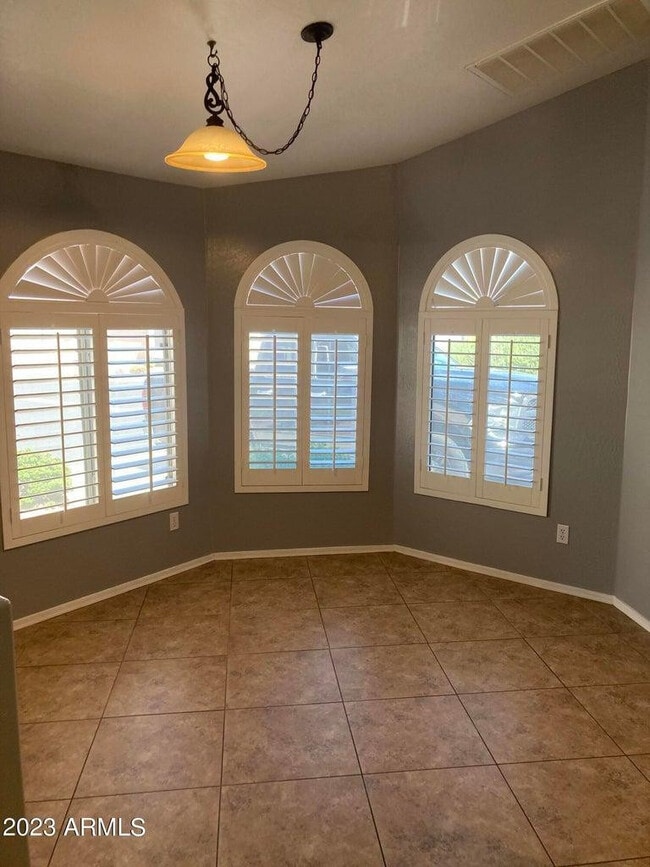 Photo - 16645 N 19th St