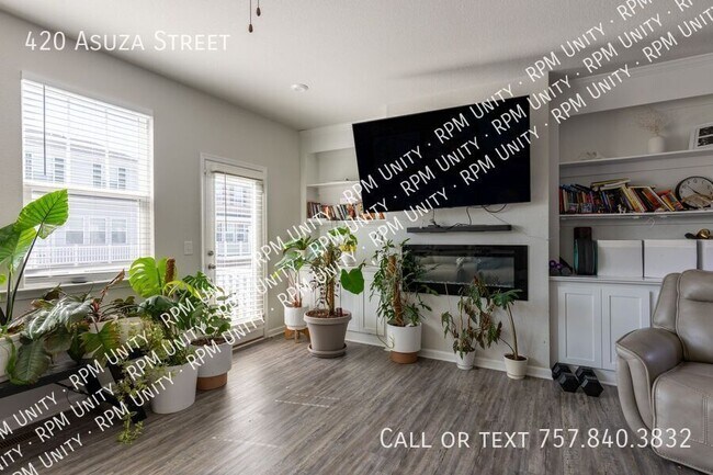 Photo - 420 Asuza St