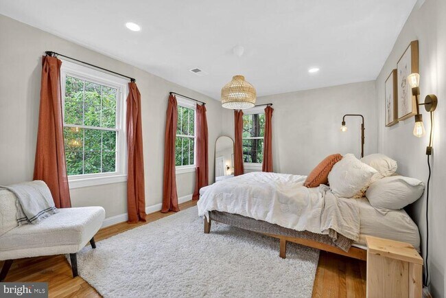 Photo - 6017 Inwood St