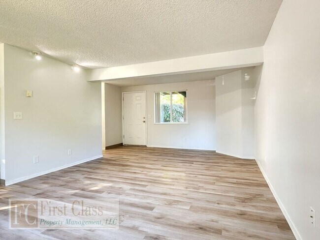 Photo - 10068 SW Garrett St