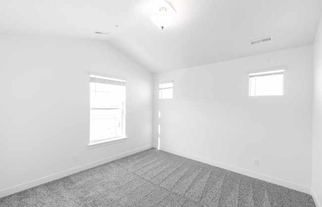 Photo - 675 W 4500 S Unit P203