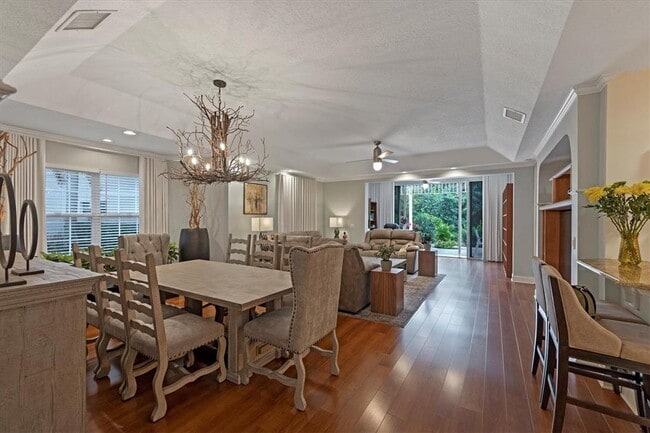 Photo - 3510 54th Dr W