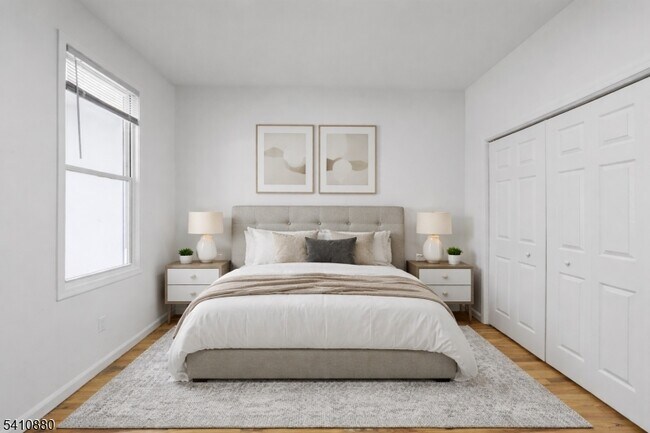 Photo - 552 Franklin St Unit 1