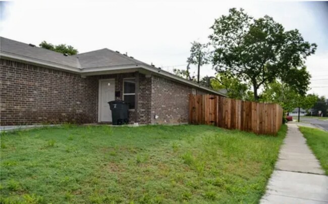 Photo - 1204 N 18th St