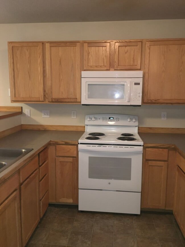 Photo - 3-Bedroom Townhouse in The Pines at Pilot Butte Community