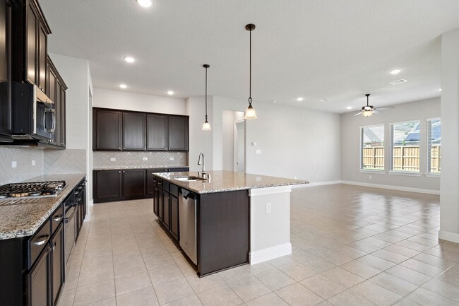 Photo - 4218 Davis Oak Dr