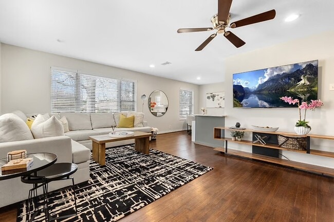 Photo - Cozy Forest Hills Retreat in East Dallas