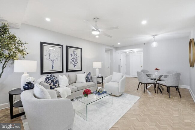 Building Photo - 4550 N Park Ave Unit 807