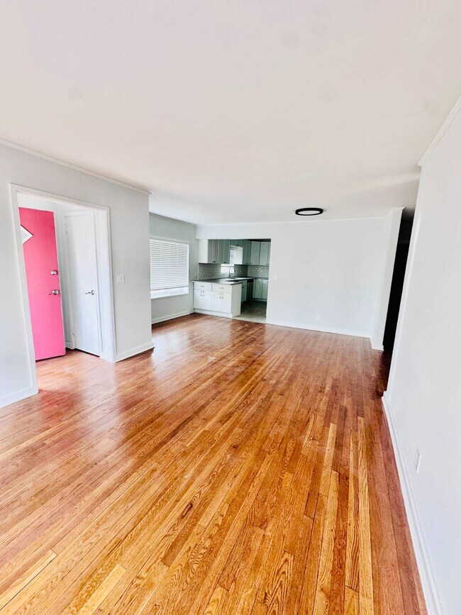 Photo - 74 Bermuda St