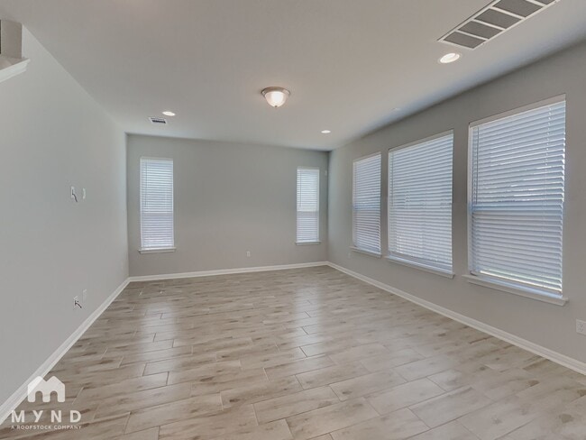 Photo - 705 Hays Hill Dr
