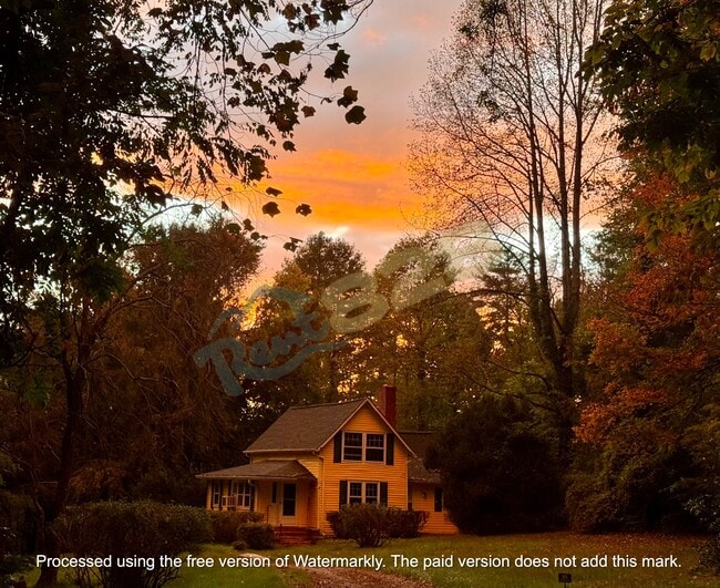 Photo - 85 Pennwood Ln