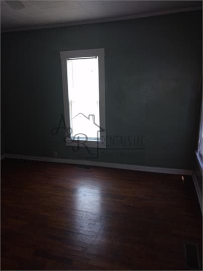 Photo - 209 E 22nd St