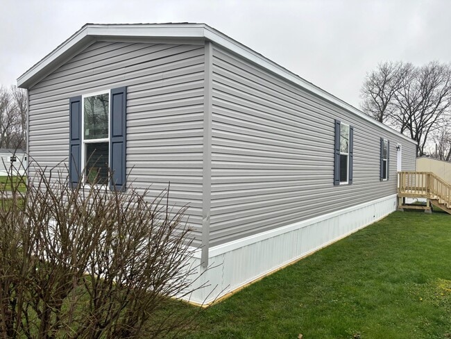 Building Photo - 2121 Panhandle Rd Rental
