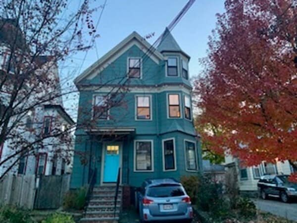 Building Photo - 20 Pleasant Ave Unit 1 Rental