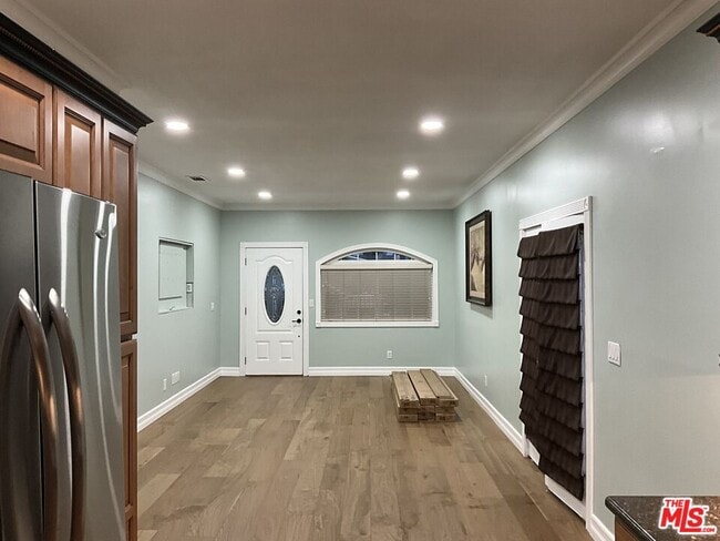 Photo - 6106 Rockne Ave