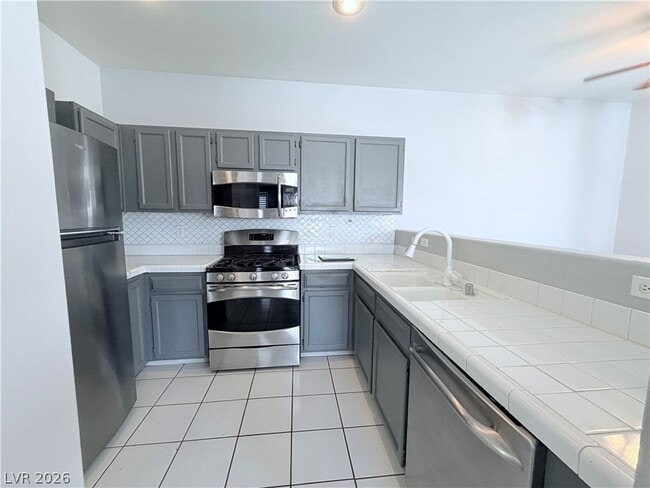 Photo - 1822 N Jones Blvd