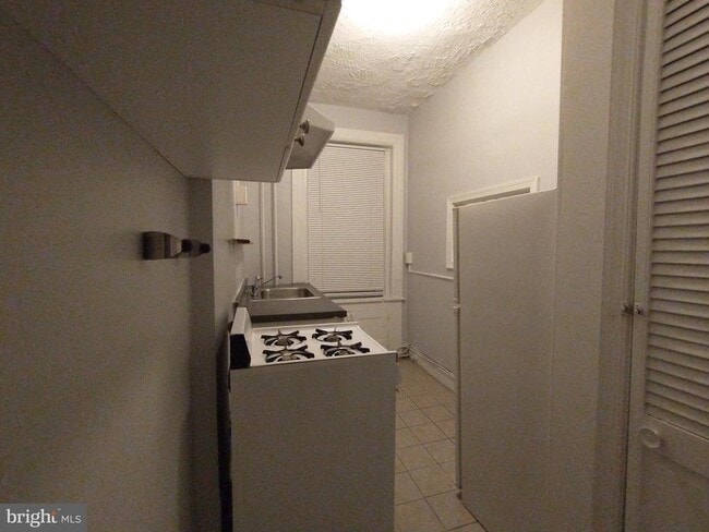 Photo - 307 Dolphin St Unit 3C