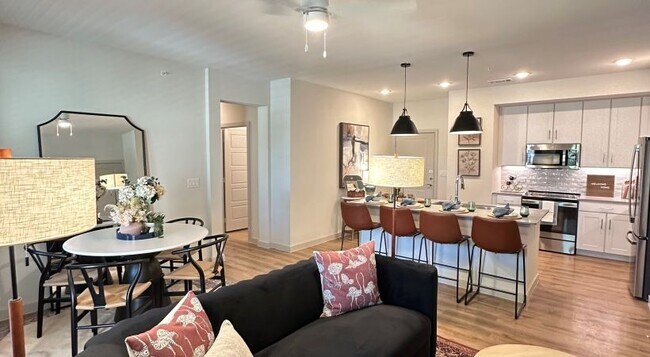 Photo - 149 Larkspur Park Blvd Unidad 10306