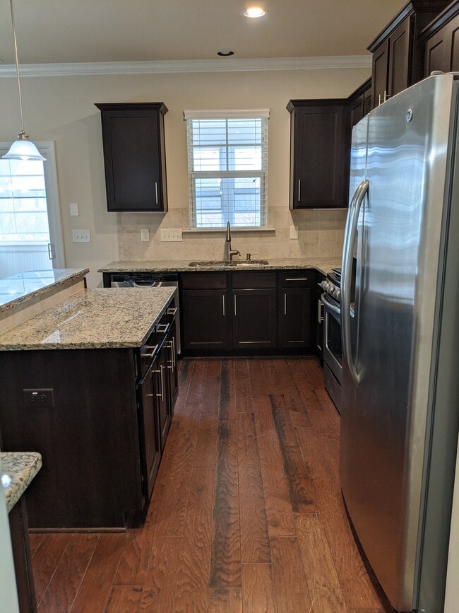 Photo - 1166 Alsace Dr