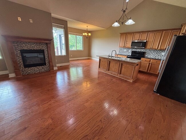 Photo - 7421/25 Summerside Unit 7425 Summerside