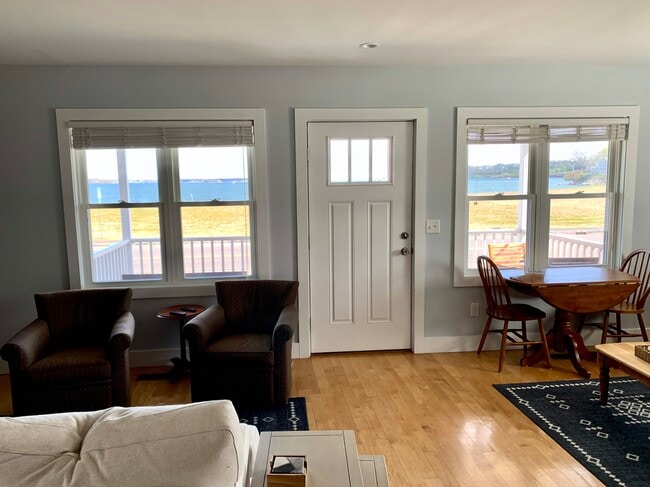 Photo - 220 Veranda St