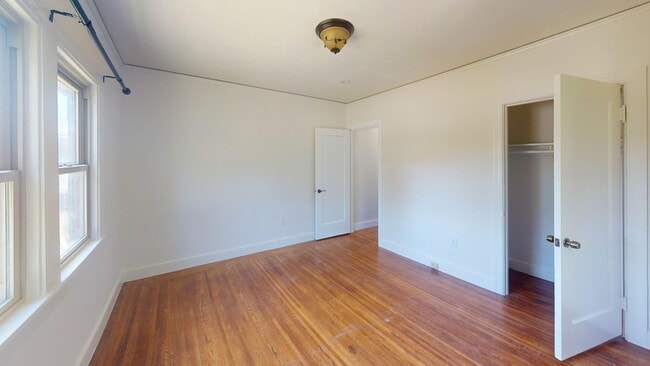 Photo - 1600 D St