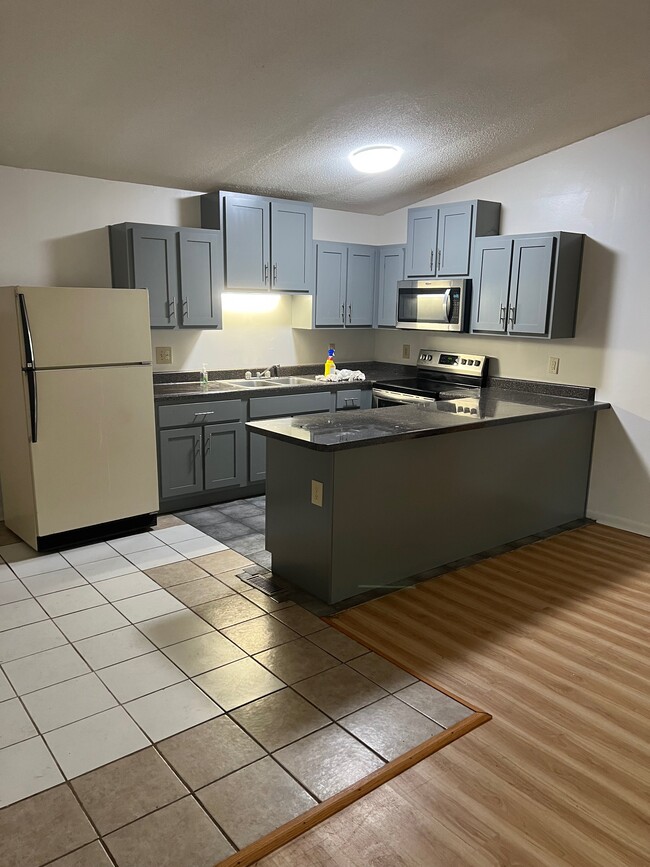 Photo - 110 Silas Ct