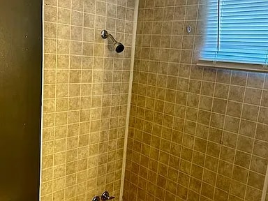 Photo - 2621 Davison Rd