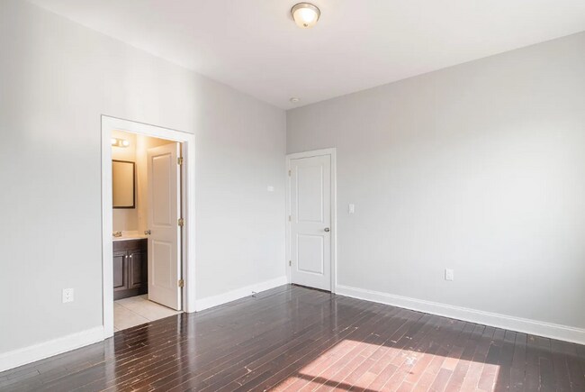 Photo - 1707 Master St Unidad 7