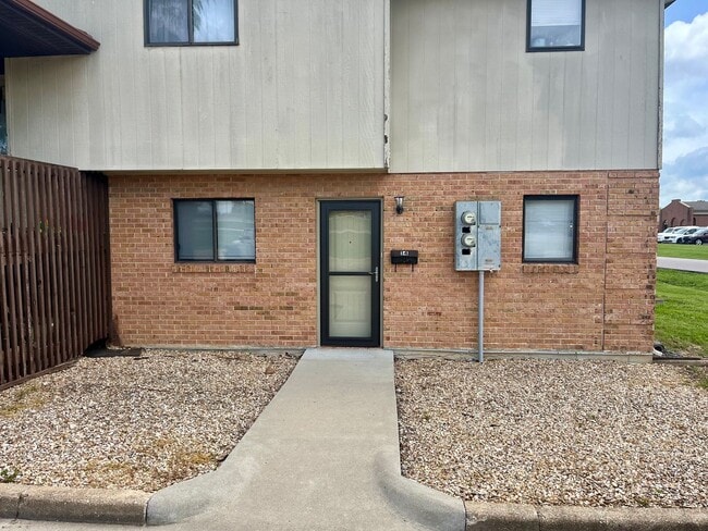 2 Bedroom | 2 Bathroom | Apartment - 2 Bedroom | 2 Bathroom | Apartment Unit 207FPA14