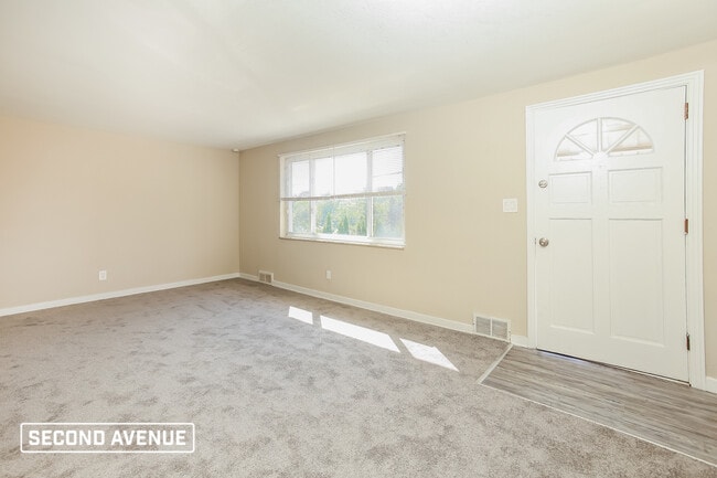Photo - 2740 Jordan Ave