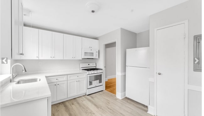 Photo - 98 Morton St Unit 57