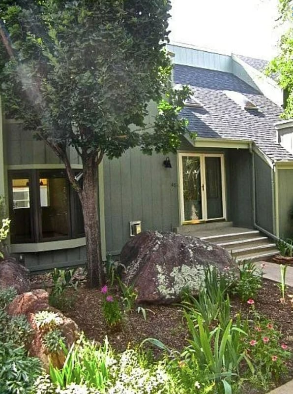 Photo - 65 Benthaven Pl