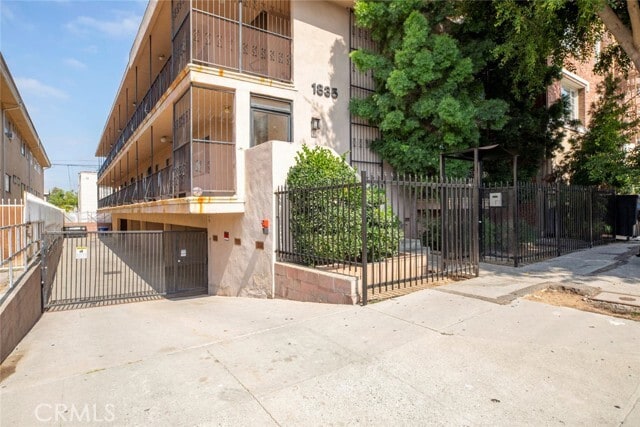 Building Photo - 1835 Alexandria Ave Unit 7