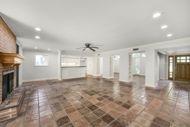 Photo - 4707 Nenana Dr