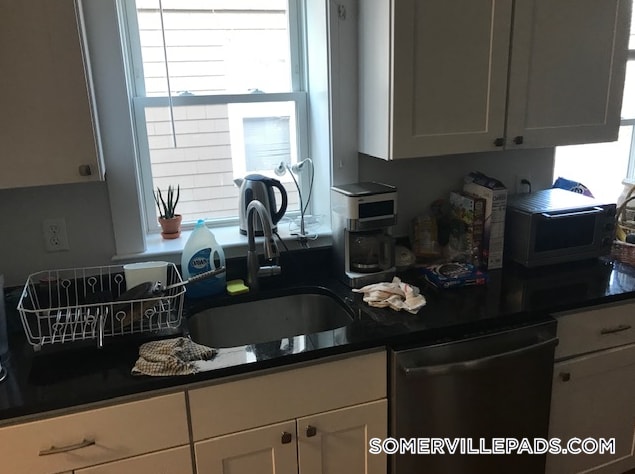 Photo - 17 Ashland St Unit 1