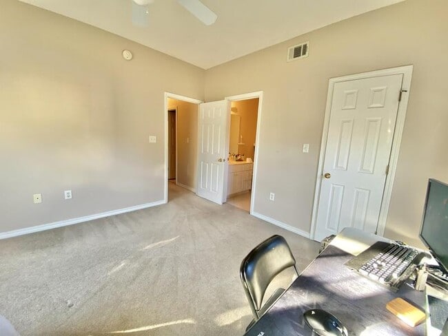 Photo - 1501 Partin Dr N