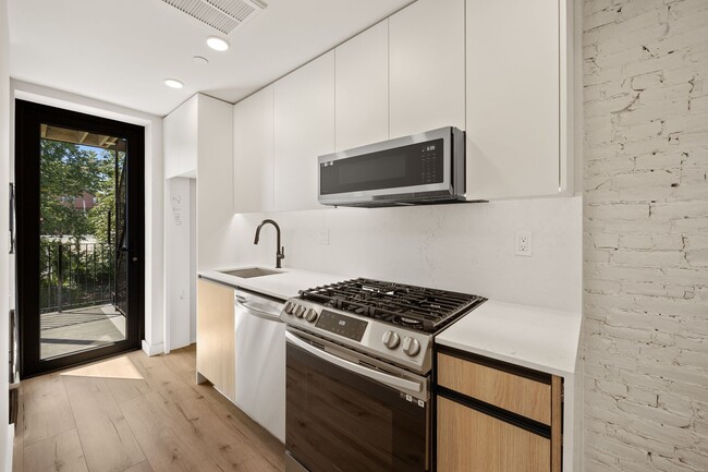 Photo - 141 N St Condo