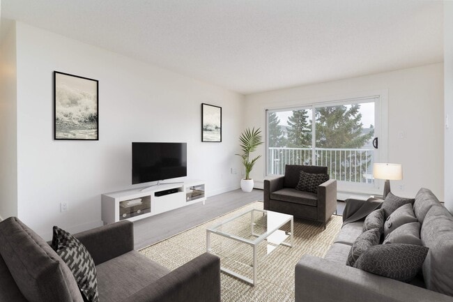 Building Photo - Greentree Village