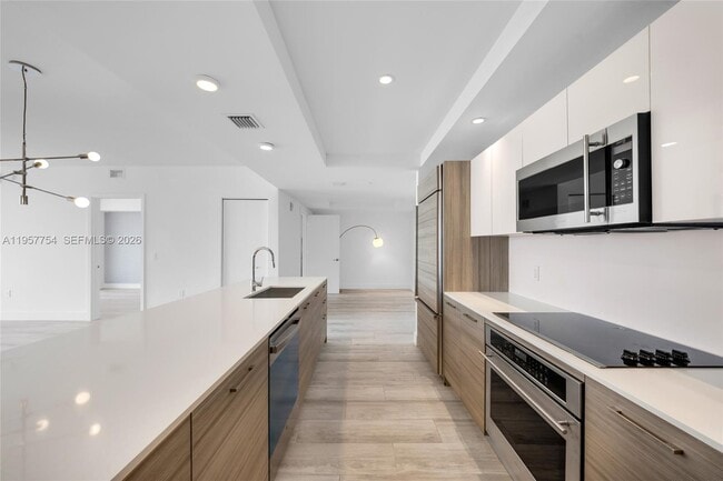 Photo - 121 NE 34th St Unit 1807