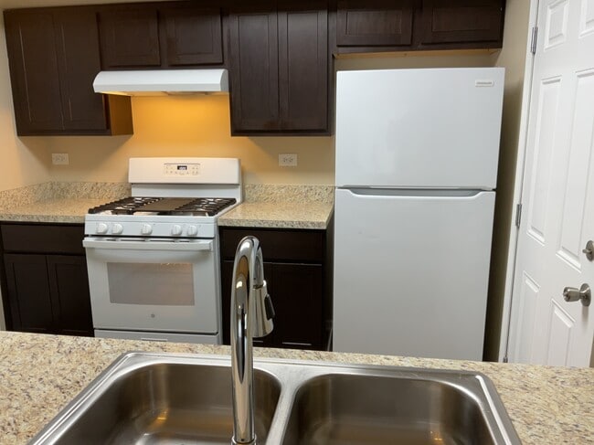 Photo - 473 John Hancock Ct