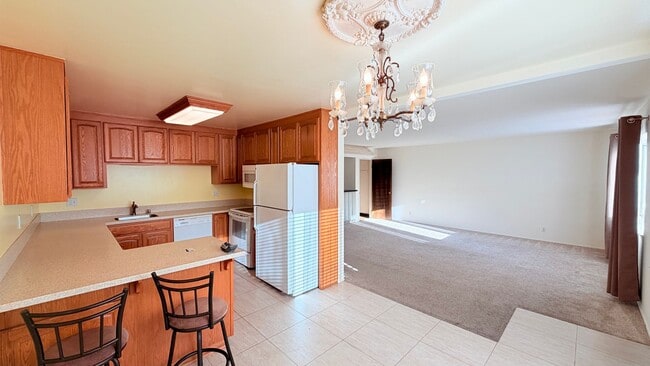 Photo - 2133 Santa Clara Ave