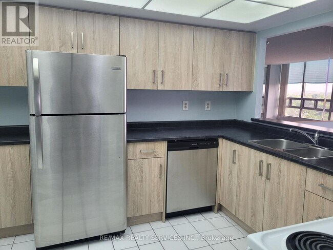 Photo - 330 Mill St S Unité 1206