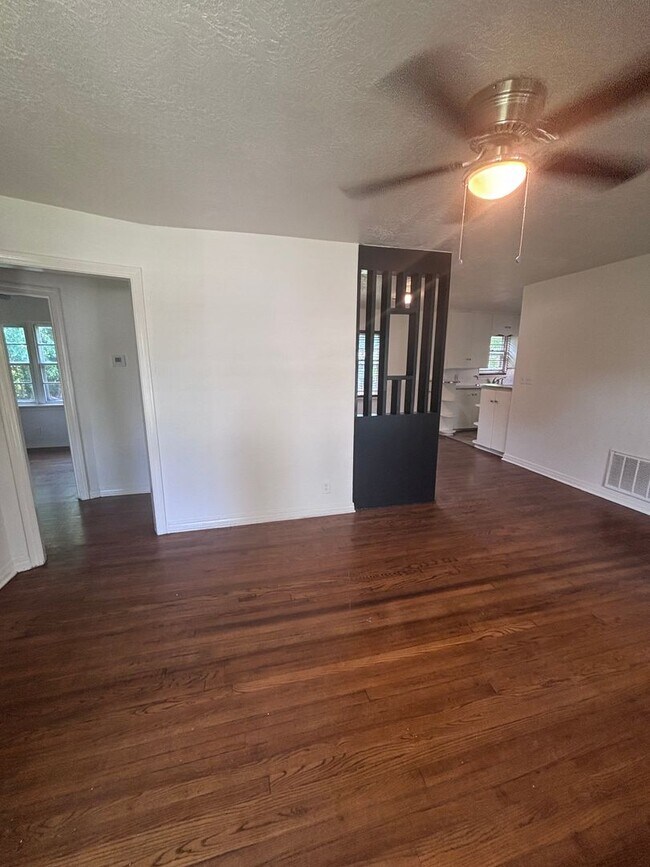 Photo - 2 Bed/1 bath home near Norman North