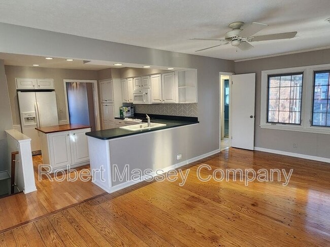 Photo - 2428 Merriwood Dr