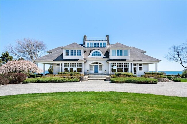 Photo - 597 Beavertail Rd