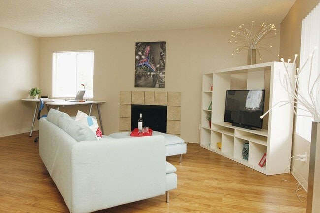 Photo - Toscana Apartments