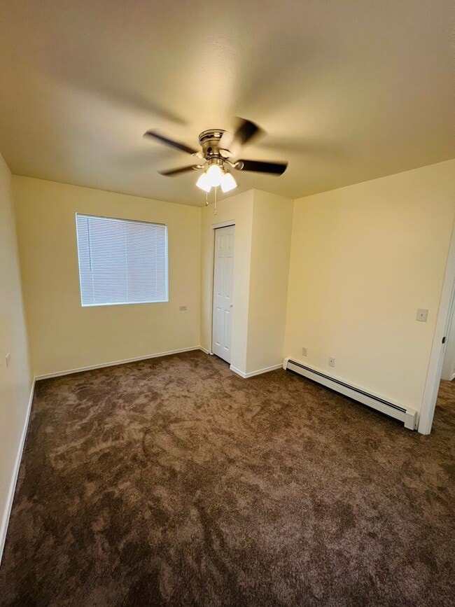 Photo - 915 Defoe St Unit B