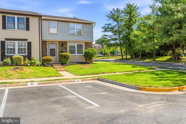 Building Photo - 4600 Brentleigh Ct