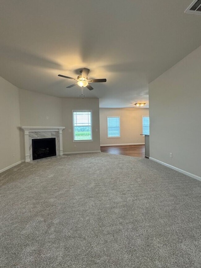Photo - 111 Kendall Farms Dr